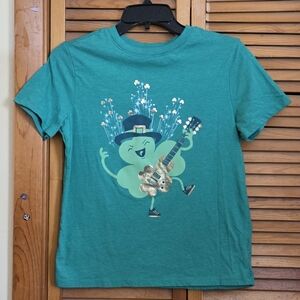 EUC Cat & Jack Kids Musical Clover Graphic T-Shirt Size Large